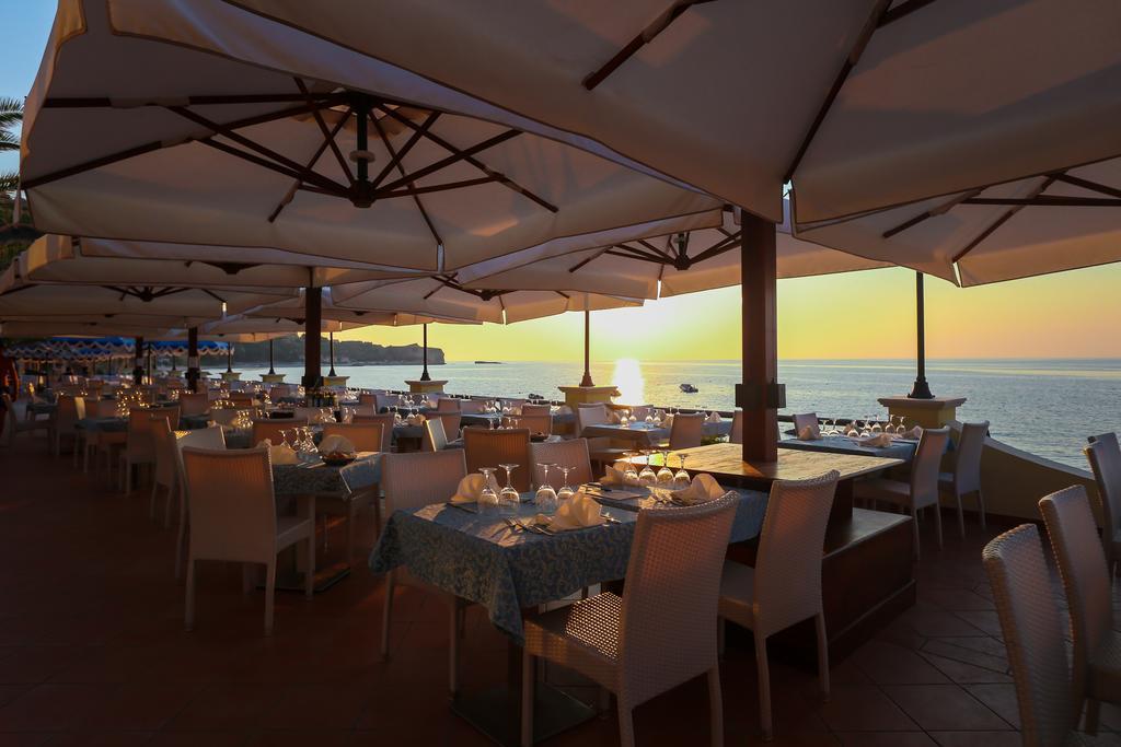 Villaggio Hotel Lido San Giuseppe Бриатико Екстериор снимка