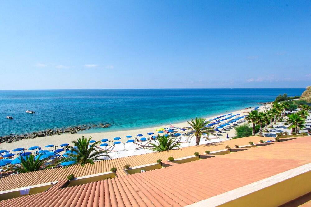 Villaggio Hotel Lido San Giuseppe Бриатико Екстериор снимка